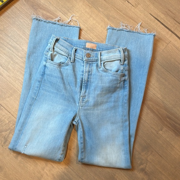 MOTHER The Hustler Ankle Fray in Not So Chill Pill - Picture 4 of 12